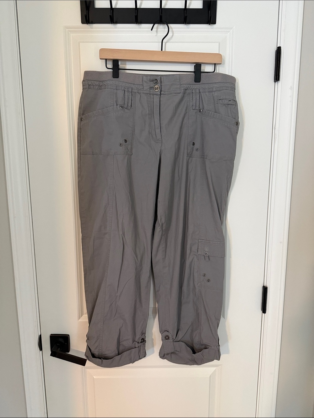 Chico's Gray Cropped Cargo Pants